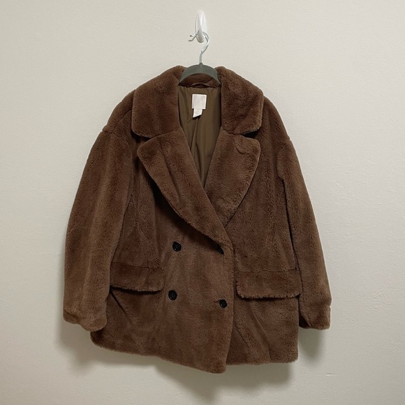 H&M Brown Fuzzy Coat Size Medium - Picture 1 of 5